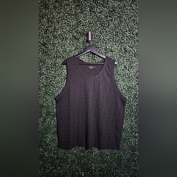 Black Sleeveless Top - Picture 1 of 4